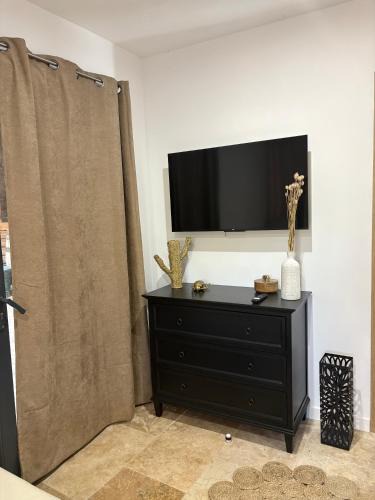 Paraza Apartment | Le studio du port