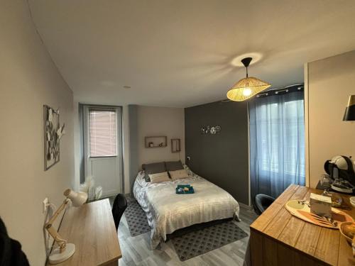 Mortroux Bed & Breakfast | Le Sully