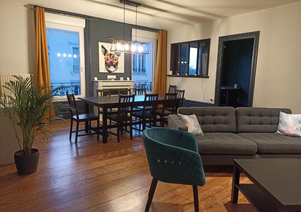 Le Coteau Apartment | Le Sunshine, 5 chambres, wifi et parking inclus