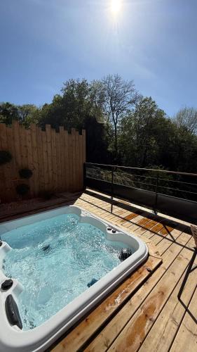 Montreuil-le-Henri Bed & Breakfast | Le temps d'une romance