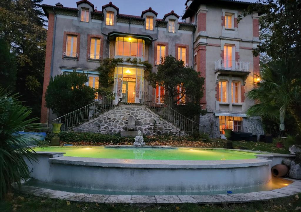 Genolhac House | Le Temps des Cerises