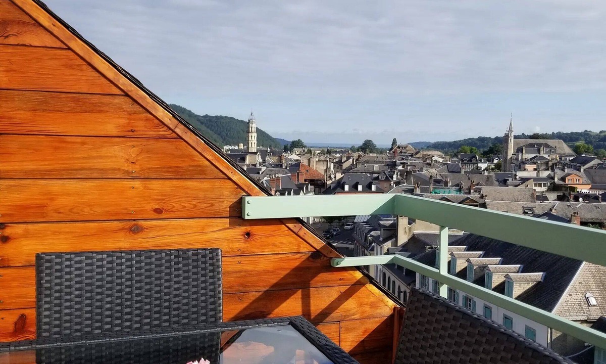 Bagneres-de-Bigorre Apartment | Le Toit de Bigorre