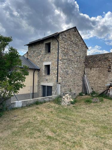 Saint-Pierre-dels-Forcats Apartment | Le Toit du Cambre d'Aze