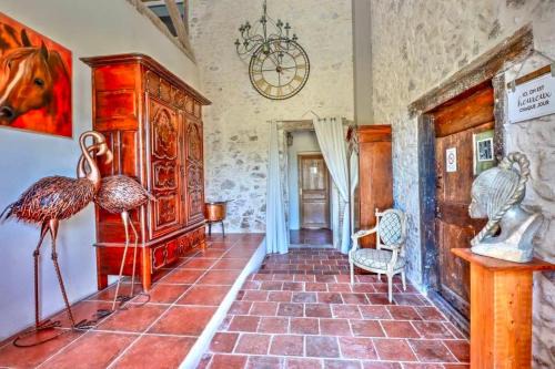 Montredon-Labessonnie House | Le Triol