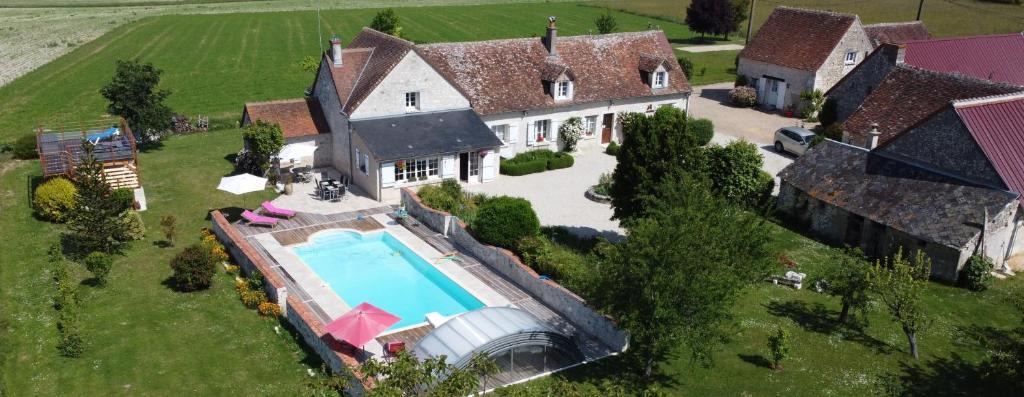 Bournan Bed & Breakfast | Le Verger des Hirondelles Chambres hôtes