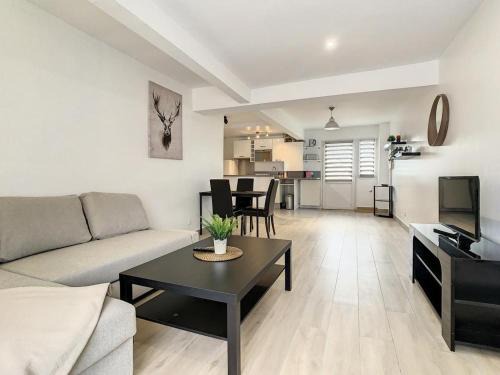 Longjumeau Apartment | Le Victor