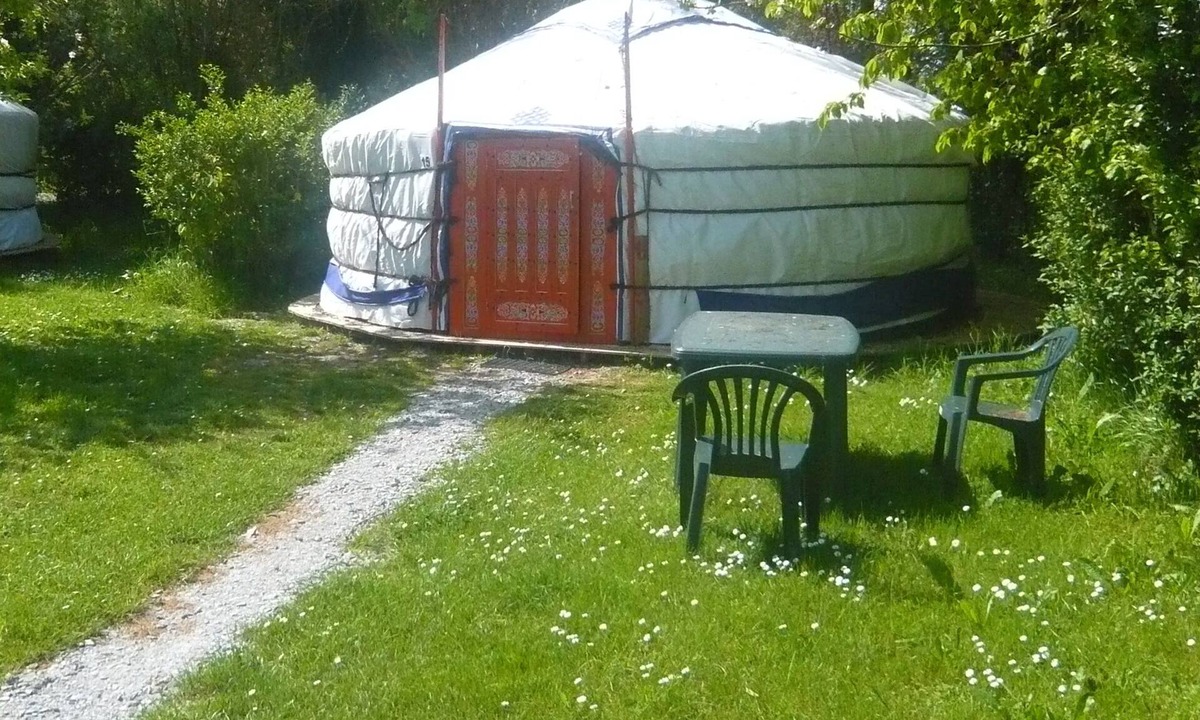 Saint-Benoit-des-Ondes RV Rental | Le Village Insolite