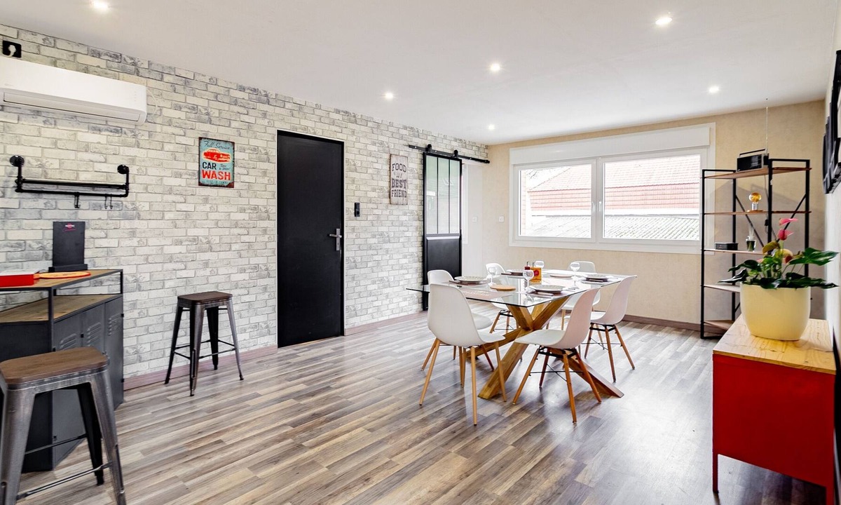 Hazebrouck Apartment | Le Violon d'Or - Appartement atypique