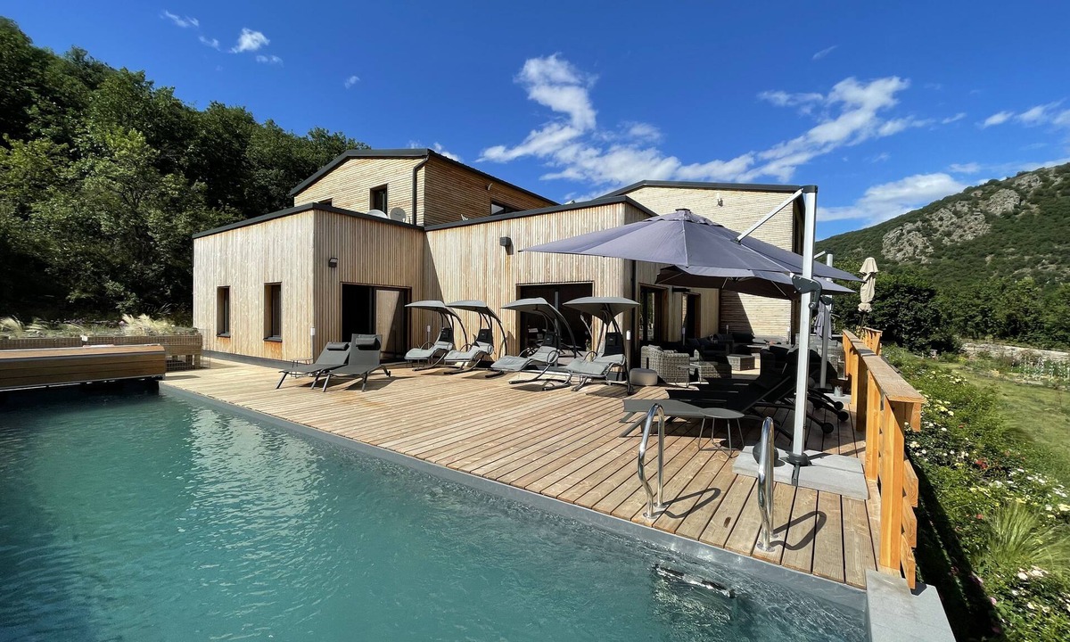 Torsiac House | Le Volcans des Sens
