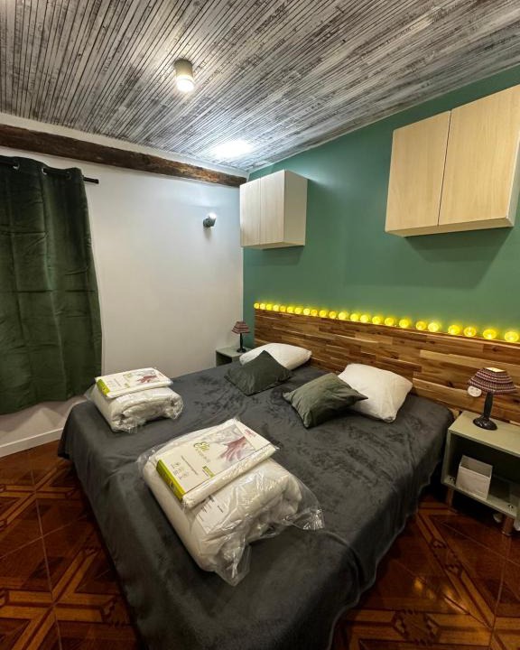 Monnet-la-Ville House | LE WÜRM