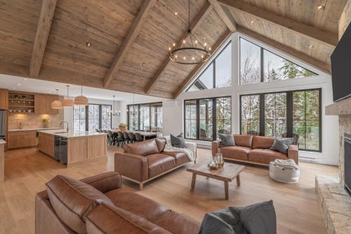 Stoneham Apartment | Le Zenith