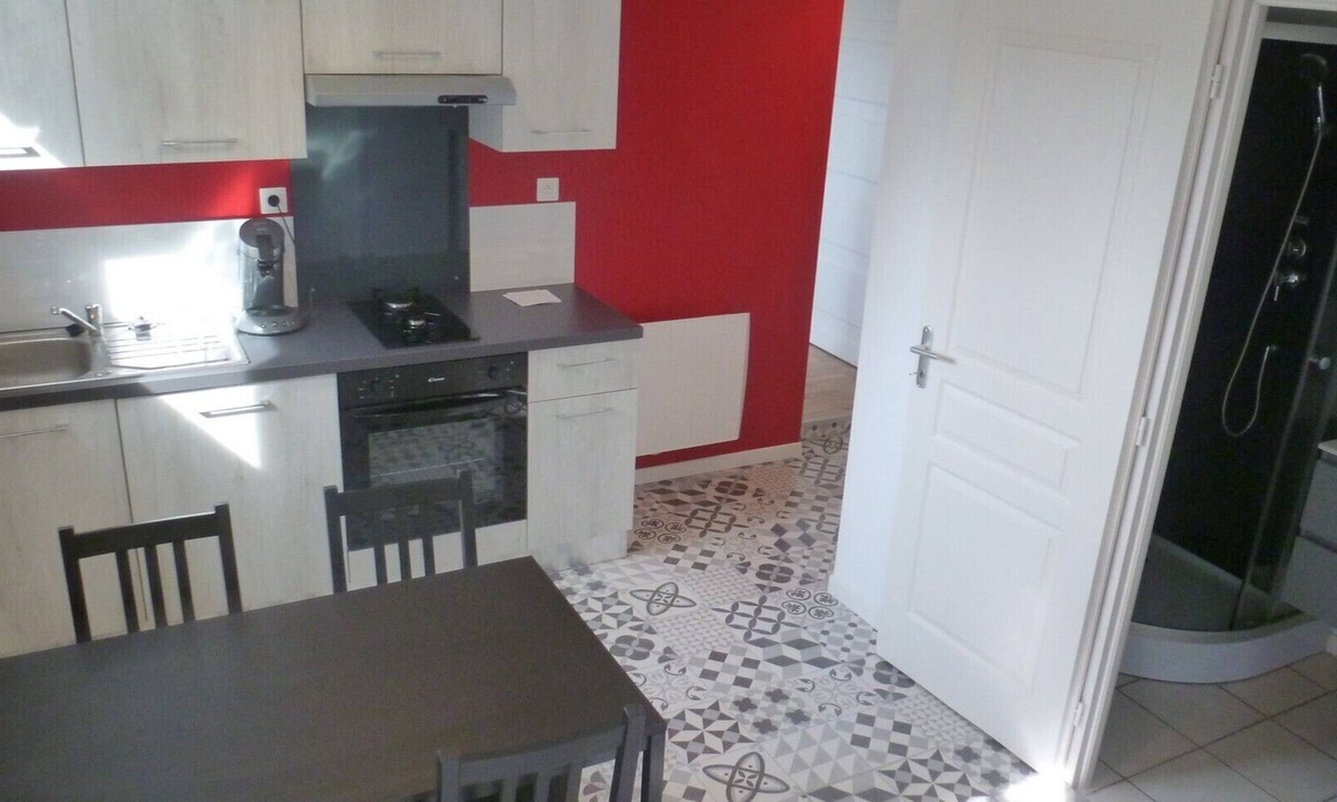 Chasseneuil-du-Poitou Apartment | Le232 fr Meublé 4 Personnes Draps, Serviettes et Ménage Inclus