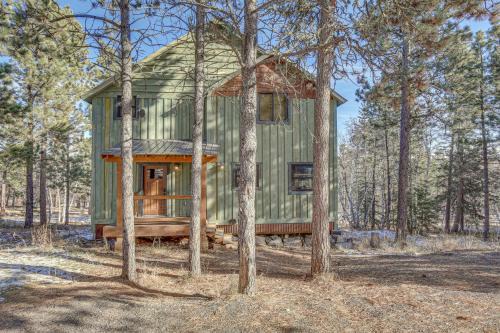 Deadwood House | Lead Home w/Pool Access: 3 Mi to Terry Peak Mtn!