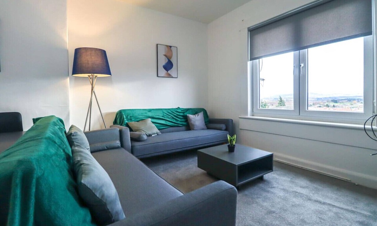 Crieff House | Leadenflower Apartment