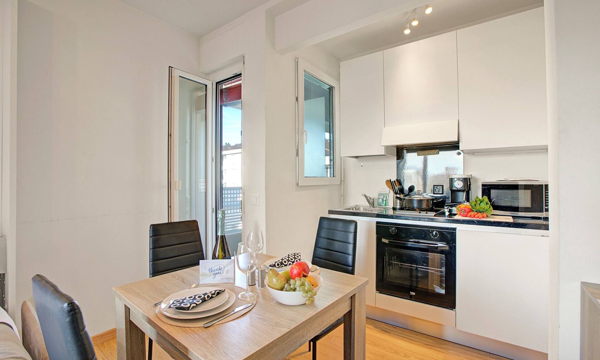 Viganello Apartment | Lean Home