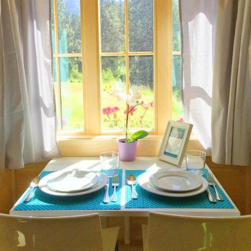 Ardenvoir Other | Leavenworth Camping Resort Tiny House Adeline