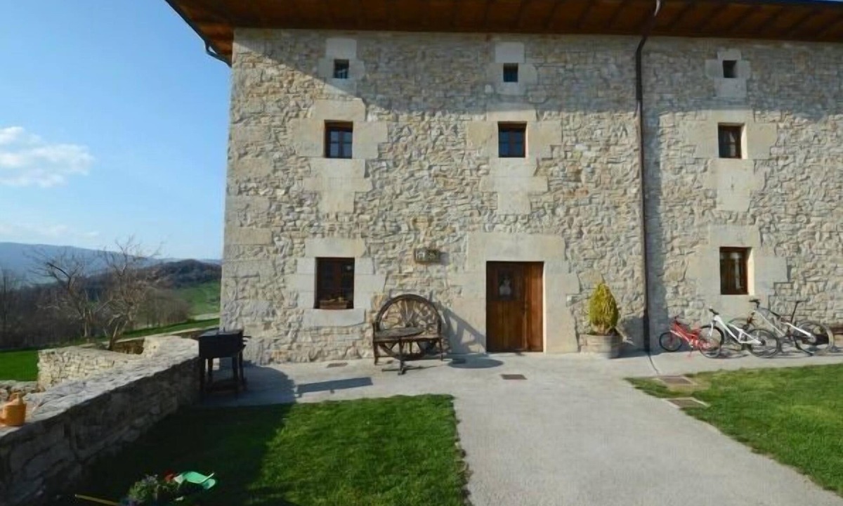 Goni Cottage | Leciaga Rural Cottage for 14 people