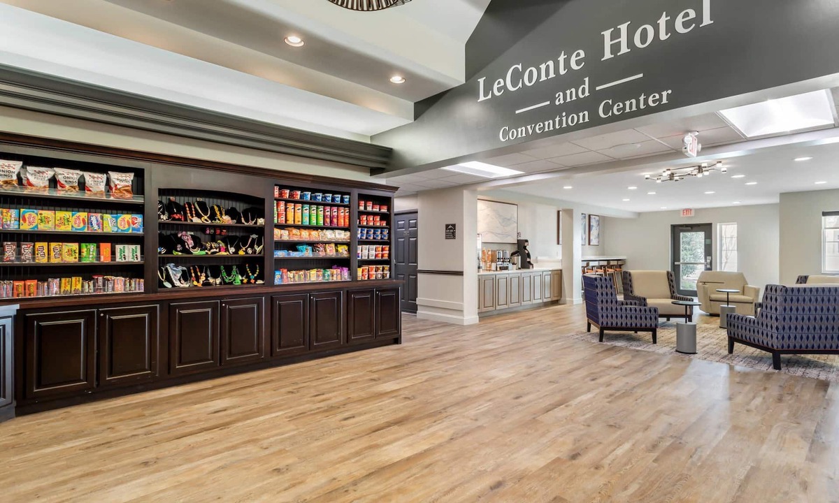 Pigeon Forge Hotel | LeConte Hotel & Convention Center, an Ascend Collection Hotel