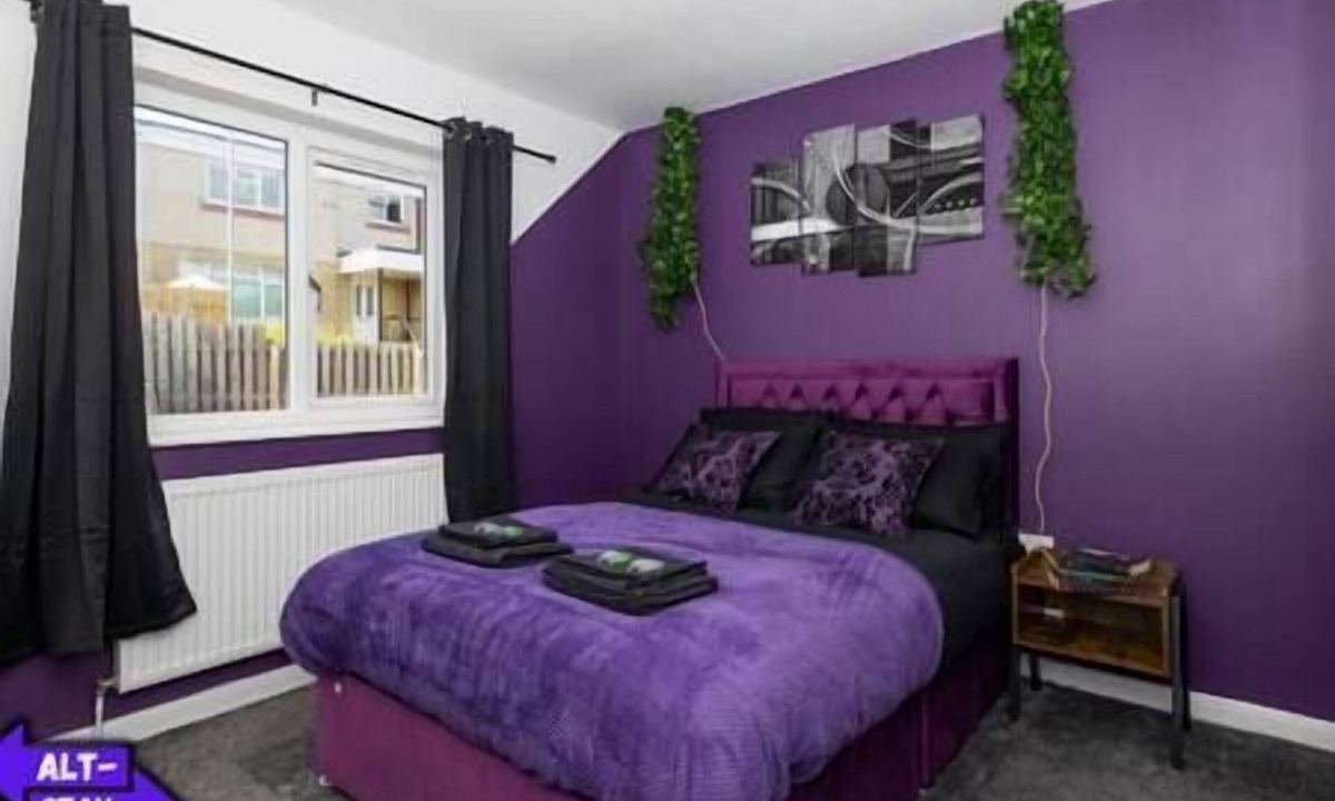 Leeds Apartment | Leeds 6 Bed (2x Adjacent Homes)