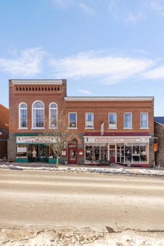 Leesburg's Old and Historic District Hotel | Leesburg Colonial Inn