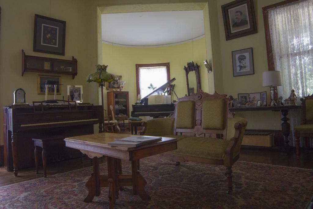 Lafayette Square Bed & Breakfast | Lehmann House Bed & Breakfast