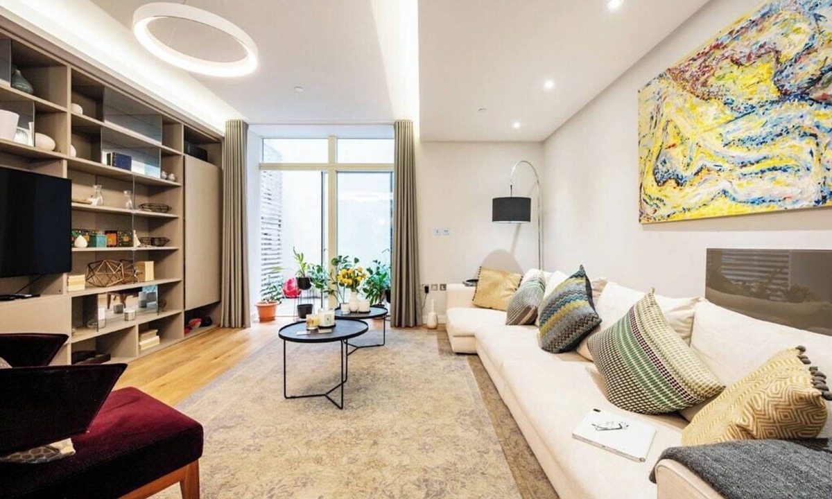 London City Centre Condo | Leicester Square Duplex