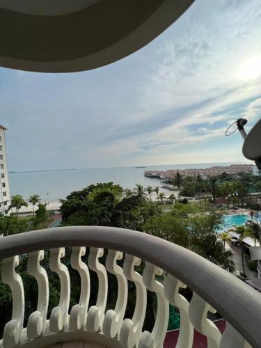 Taman Tanjung Hotel | Leisure Homestay Glory beach