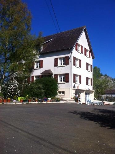 Juvigny-sous-Andaine Bed & Breakfast | Lenard Charles Bed & Breakfast
