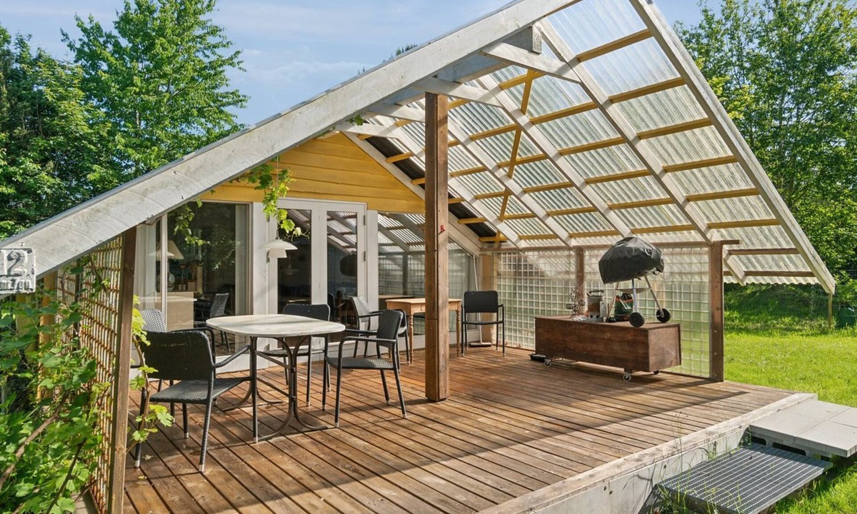 Kaldred House | "Lennart" - 4km from the sea by Interhome