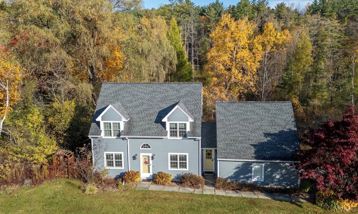 Lenox House | Lenox Gem with AC!