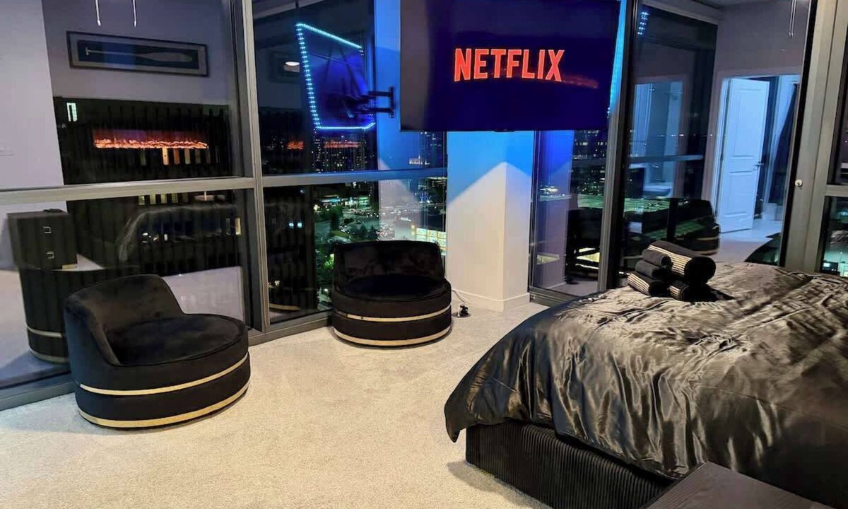 North Buckhead Apartment | Lenox Mall - Panoramic Kingdom!