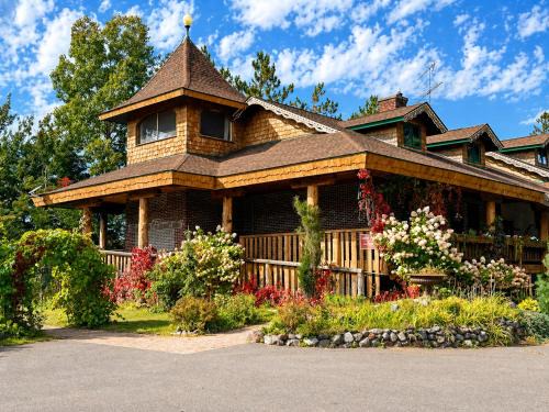 Hayward Cabin | Lenroot Lodge