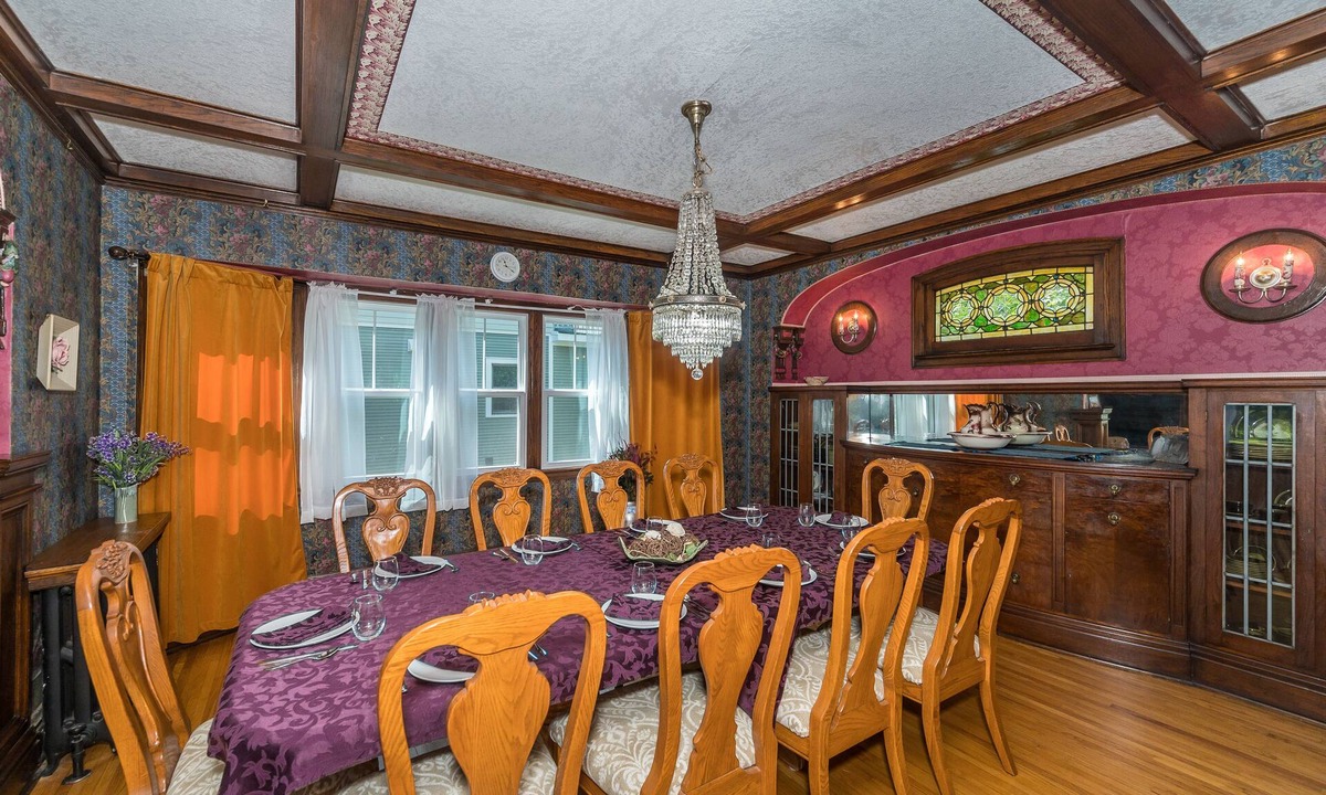 Superior House | Leraan House. Historic home in Duluth/Superior