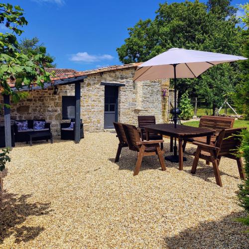 Empure House | Les Écuries