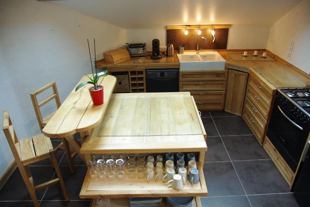 Premanon Apartment | les épinettes