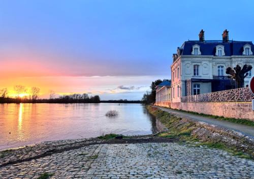 Les Ponts-de-Ce Hotel | Les 3 Lieux - Hôtel, Restaurant, Espace sensoriel