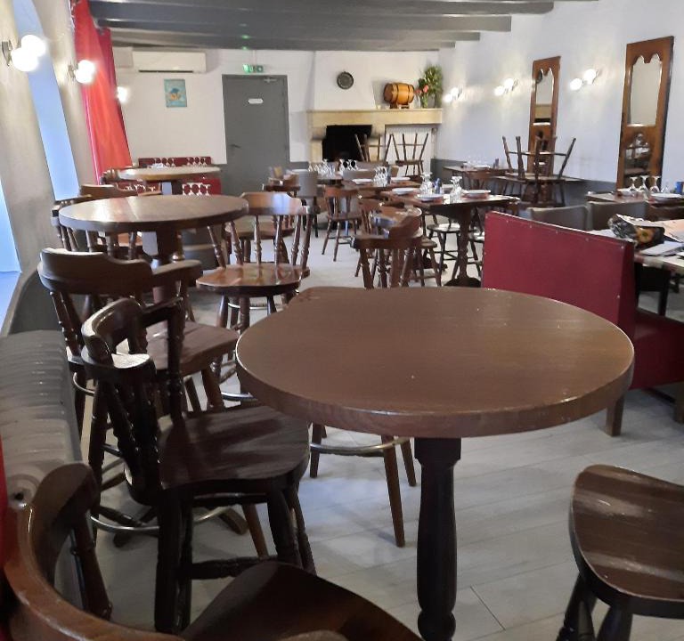 Chenay Hotel | Les 3 Pigeons