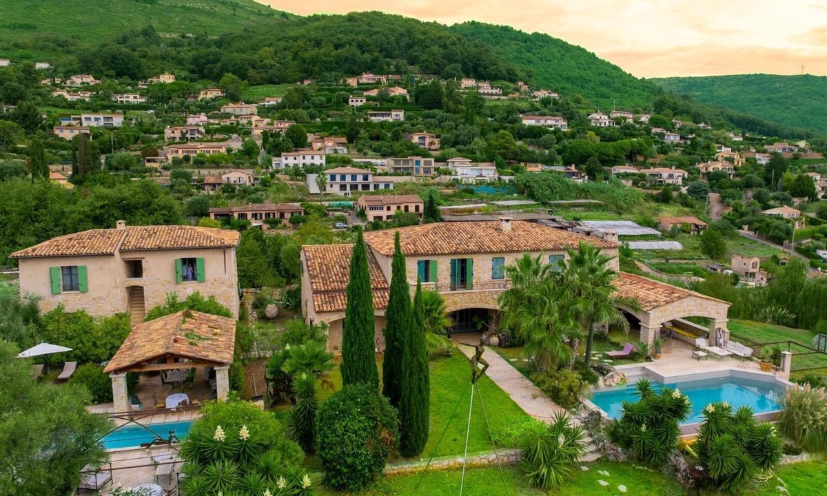 Tourrettes-sur-Loup Bed & Breakfast | Les 4 éléments