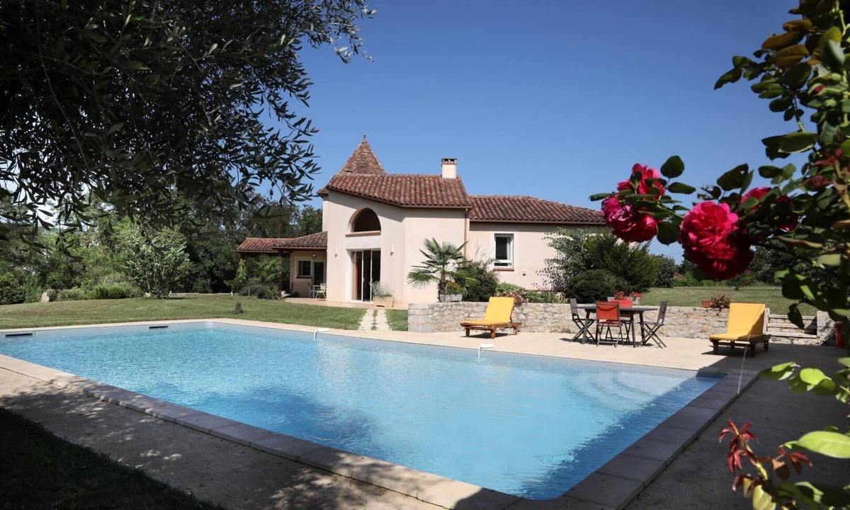 Parnac House | Les Acacias - PARNAC