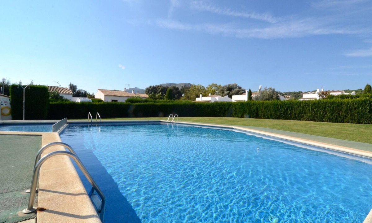 Torroella de Montgri House | LES ACACIES 10