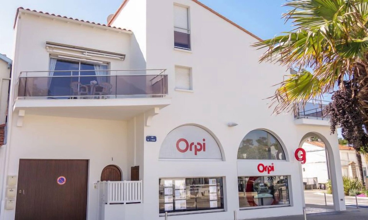 Saint-Palais-sur-Mer Apartment | Les Adichats by Interhome