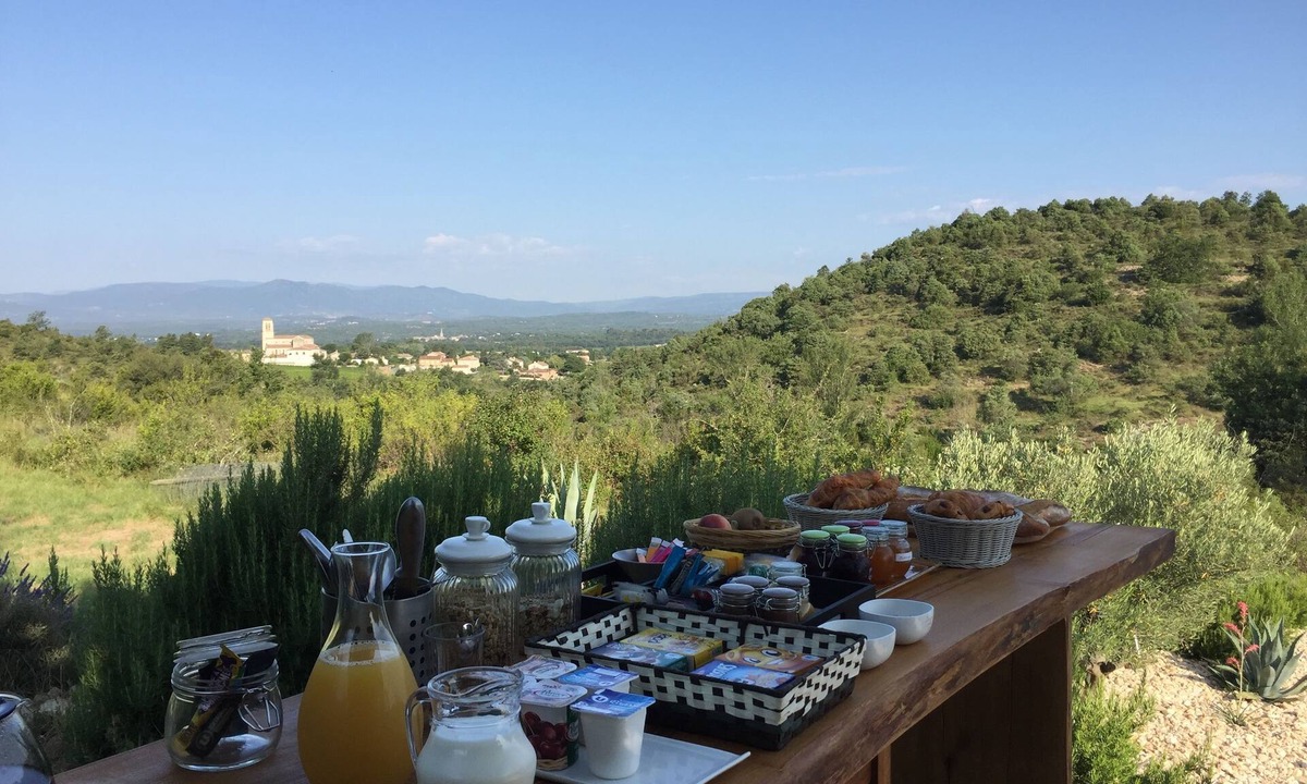 Grospierres House | Les Agaves