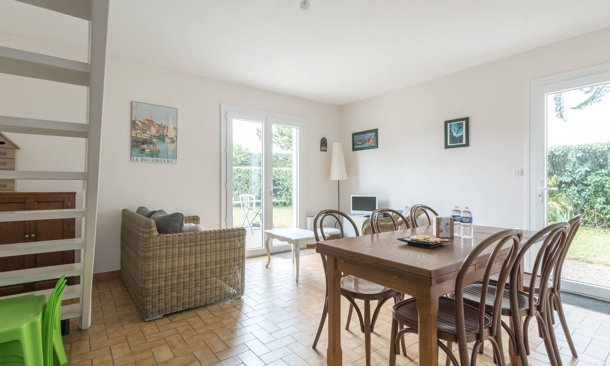 Batz-sur-Mer House | LES AJONCS - 300m de la plage - Parking