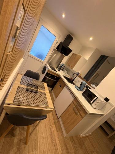 Saint-Jacques - Saint-Roch Apartment | Les Allées du Parc