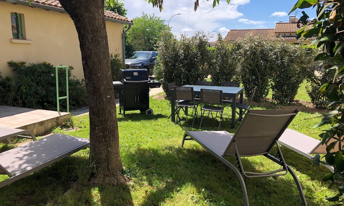 Uzes House | Les Alouettes, comfortable house, 10 minutes' walk from the historic center.