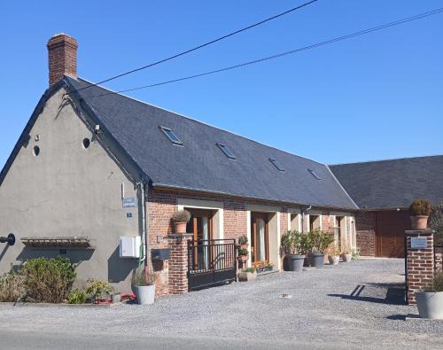 Leschelle House | les alouettes