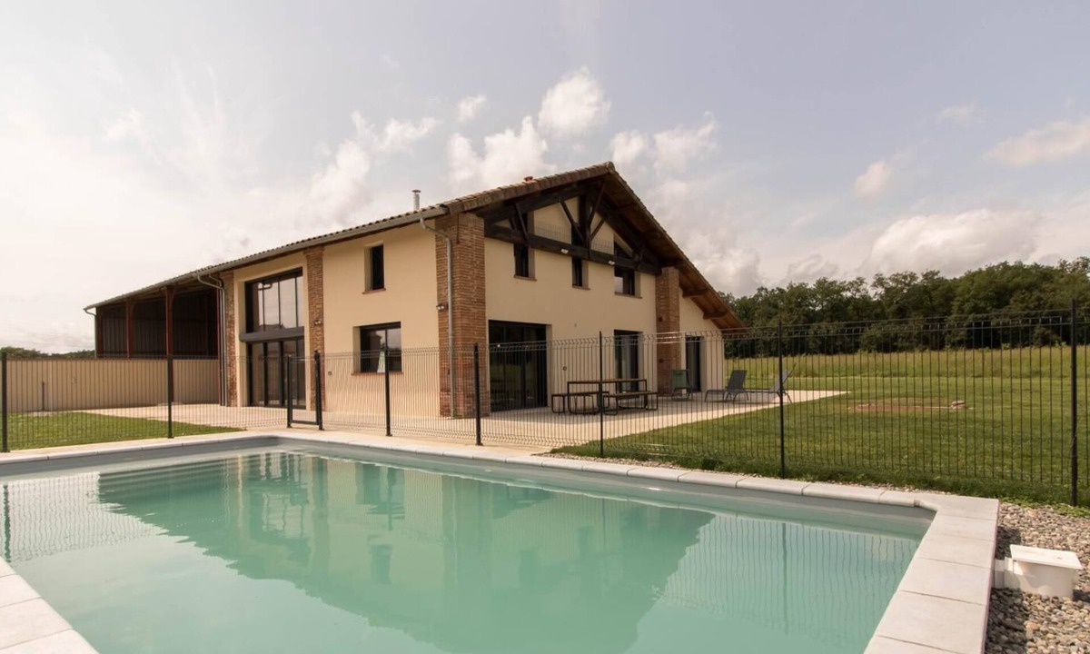 Saint-Clar-de-Riviere Other | Les Amandiers du Castéras