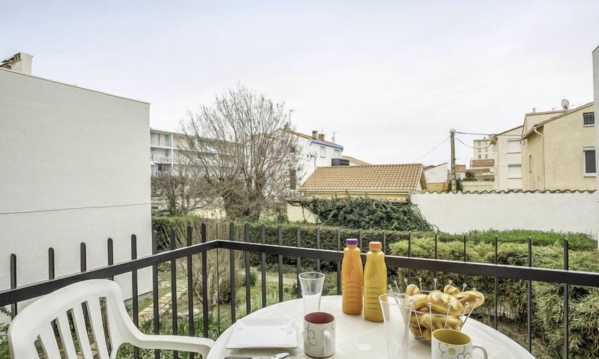 La Jetee Apartment | Les Amandiers by Interhome