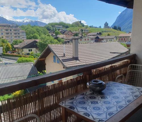 Sierre Apartment | Les appartements du Manoir - Vue Alpes, proche Château de Villa