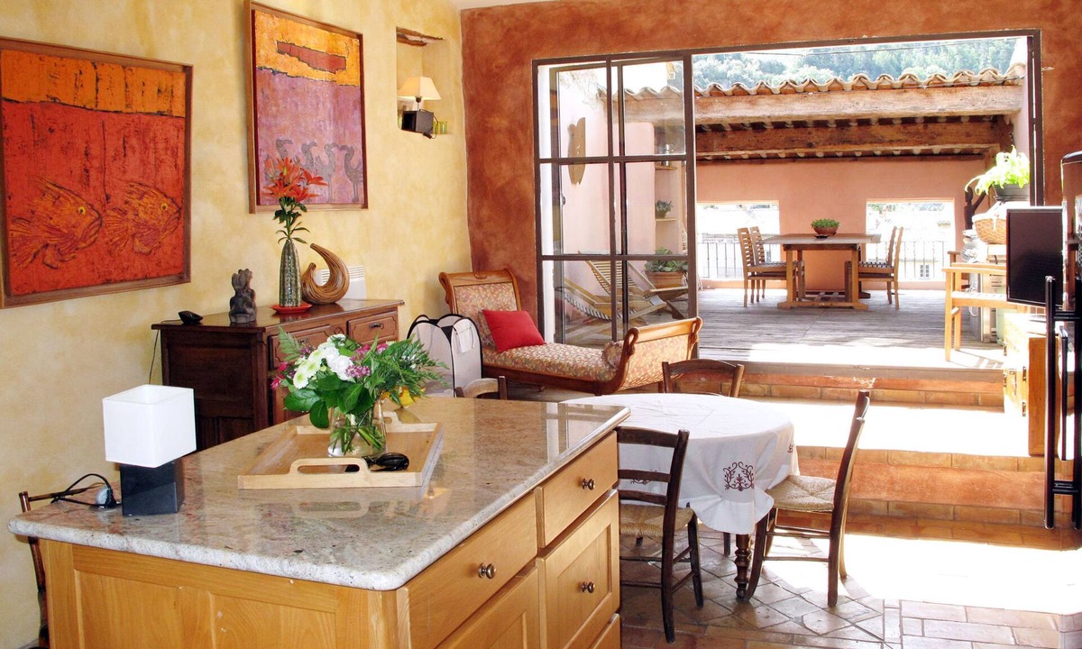 Nyons House | Les Arcades by Interhome